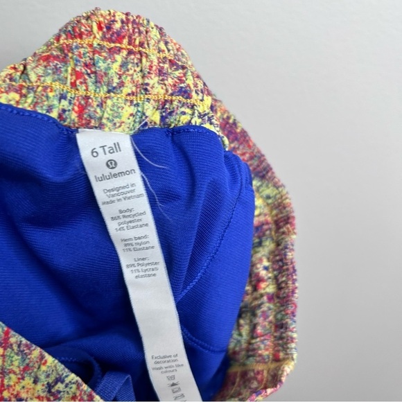 Lululemon Hotty Hot Short 4"  SeaWheeze 2019 Woodland Sprint/Pigment Blue Size 6 - Picture 10 of 10